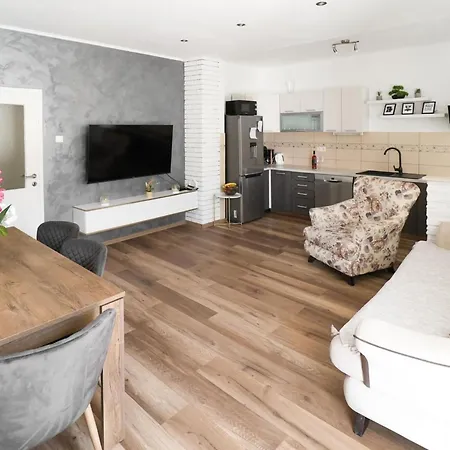 Krnic Semesterbostad