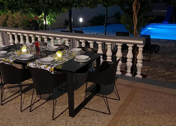 Krnic Holiday home Sibenik