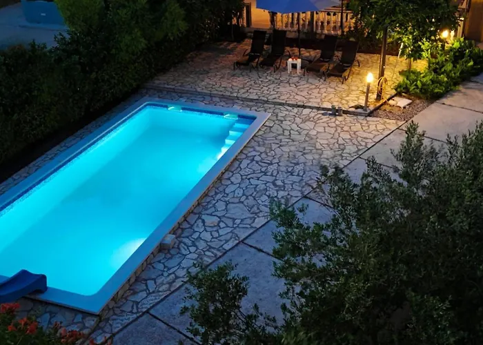 Krnic Holiday home *