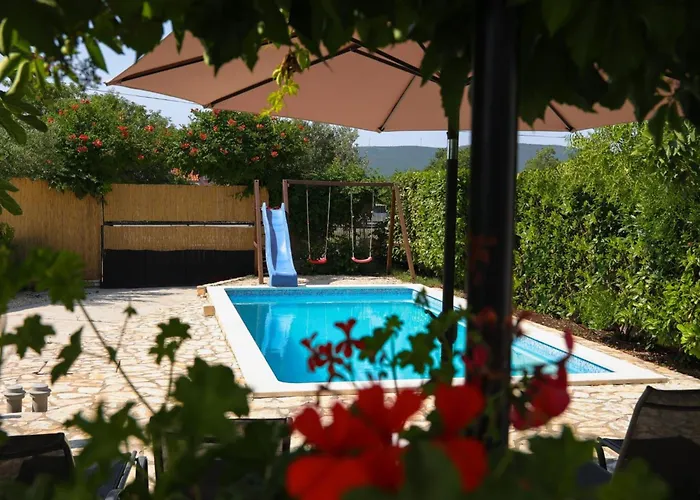 Krnic Holiday home *